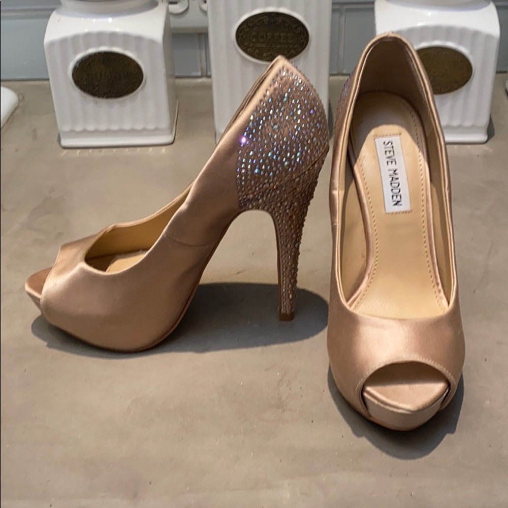 Steve Madden “playy-r” rhinestone platform peeptoe